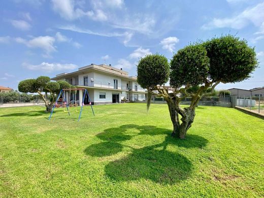 Villa en Sabaudia, Provincia di Latina