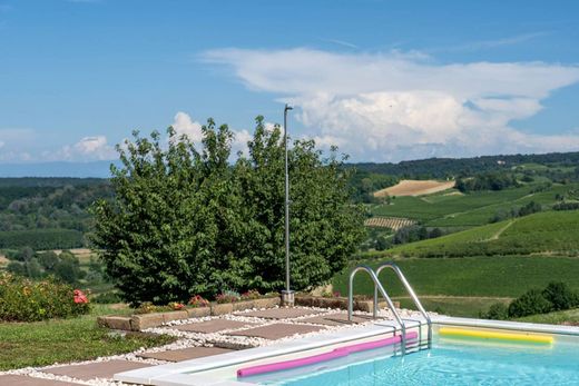 Вилла, Canelli, Provincia di Asti