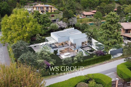 Villa in Sirtori, Provincia di Lecco