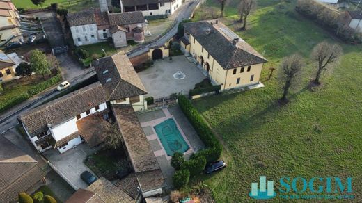 Residential complexes in Marzano, Provincia di Pavia