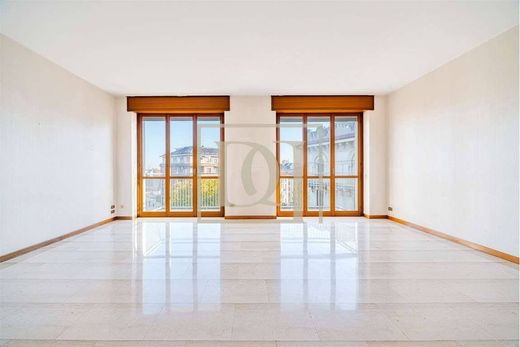 Apartment in Milan, Lombardy