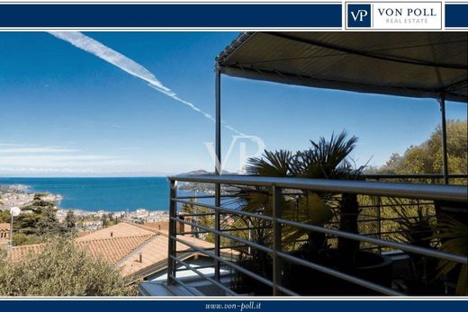 Villa en Salò, Provincia di Brescia