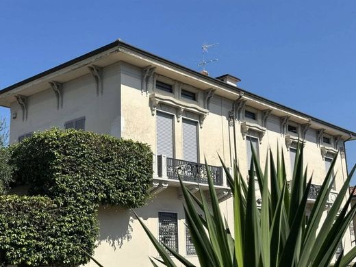 Villa in Carrara, Provincia di Massa-Carrara