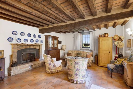 Landhuis in Alseno, Provincia di Piacenza