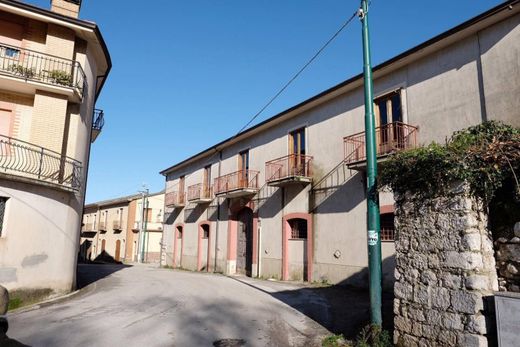 Complexos residenciais - Serino, Provincia di Avellino