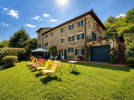 Köy evi Lucca, Lucca ilçesinde