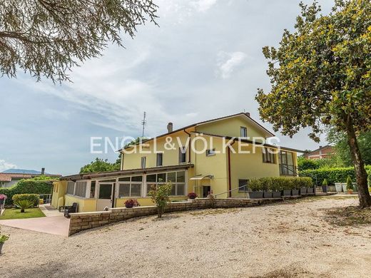 Villa in Artena, Rome