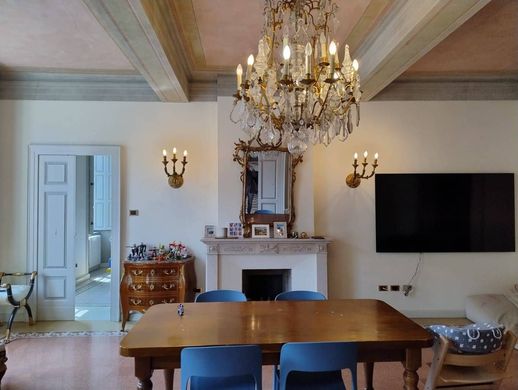 Διαμέρισμα σε Parma, Provincia di Parma