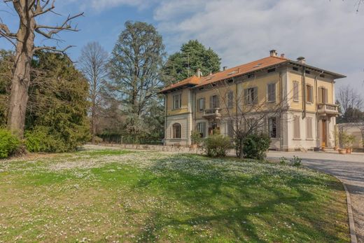 Villa in Mariano Comense, Provincia di Como