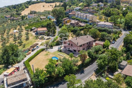 Propriété de campagne à Saludecio, Provincia di Rimini