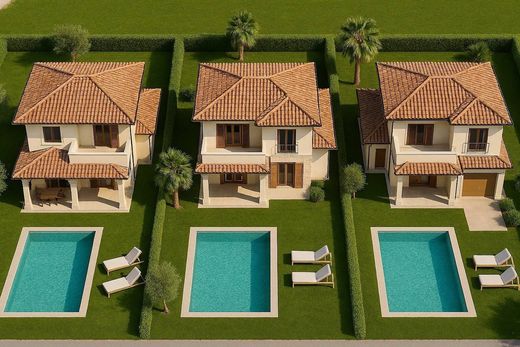 Land in Roseto degli Abruzzi, Provincia di Teramo