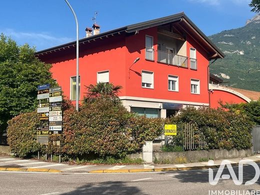 Villa in Rovereto, Trento