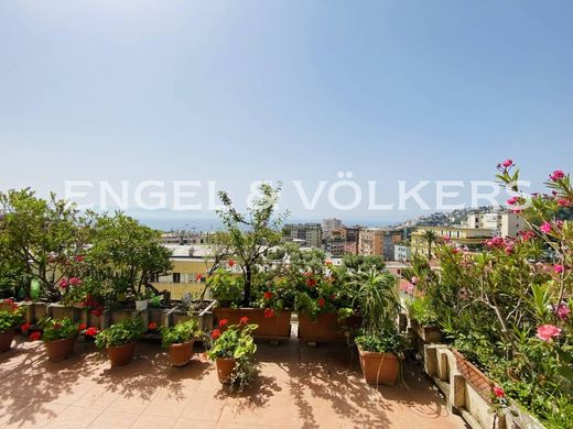 Piso / Apartamento en Nápoles, Napoles