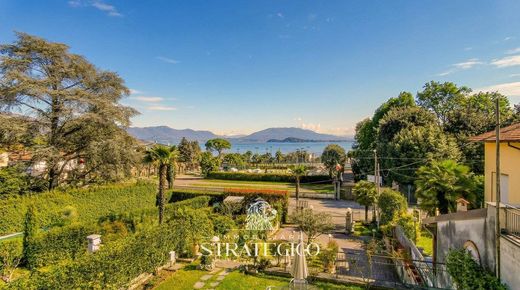 Villa in Meina, Provincia di Novara