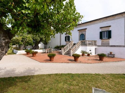 Εξοχική κατοικία σε Ostuni, Provincia di Brindisi