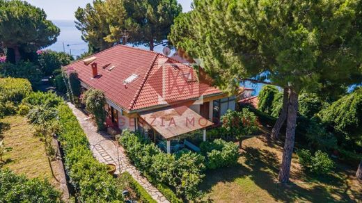 Villa in Ventimiglia, Provincia di Imperia