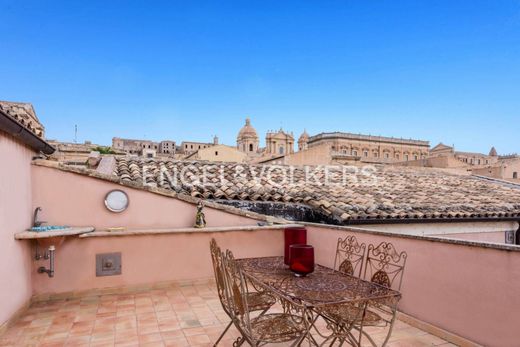 Casa di lusso a Noto, Siracusa