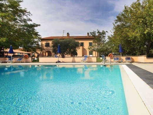 Villa a Rosignano Marittimo, Livorno