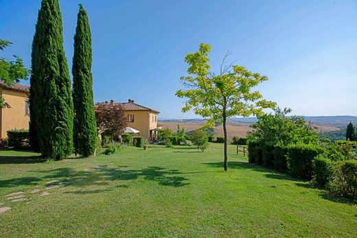 Country House in Asciano, Province of Siena