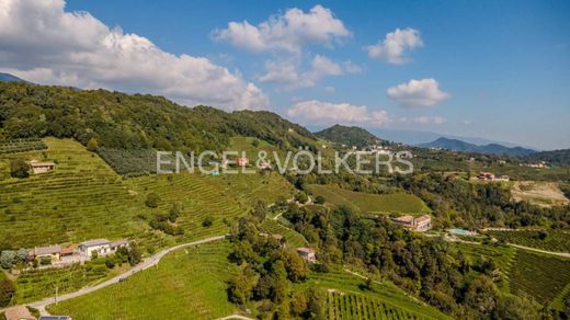 Villa in Monfumo, Provincia di Treviso