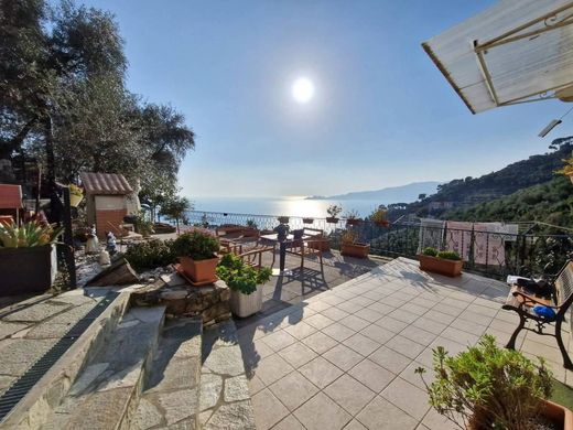 Appartement in Chiavari, Provincia di Genova