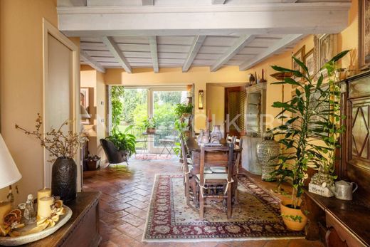 ‏וילה ב  Verbania, Provincia Verbano-Cusio-Ossola