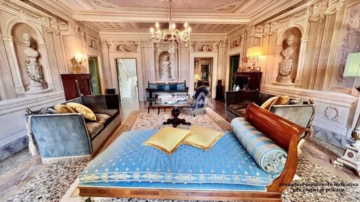 Apartamento - Lucca, Provincia di Lucca