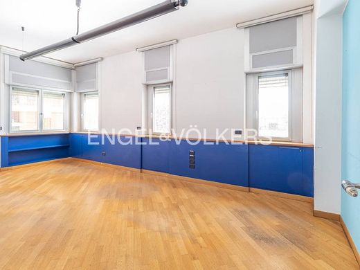 ローマ, ラツィオ州のオフィス