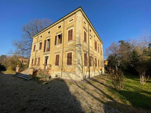 Villa a Formigine, Modena