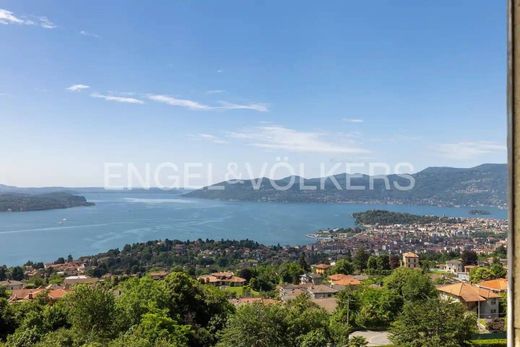 Apartment / Etagenwohnung in Arizzano, Verbania