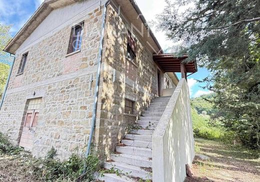 Casale a Gubbio, Perugia