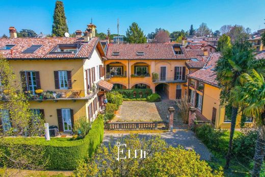 Appartement in Varese, Provincia di Varese