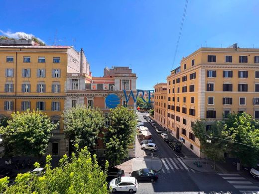 Appartement in Rome, Latium