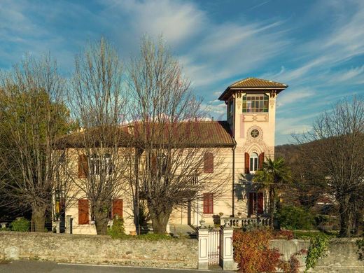 Villa - Viganò, Provincia di Lecco