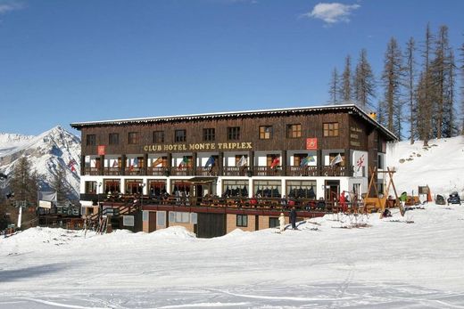 Edificio en Sauze d'Oulx, Turín