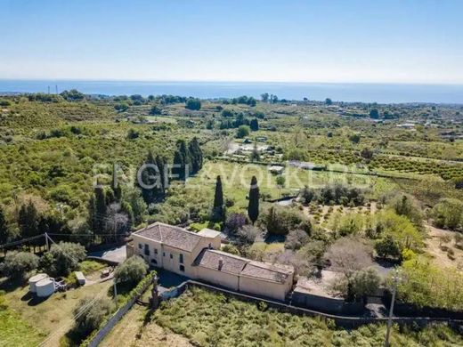 Villa in Santa Venerina, Catania