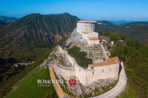 Château · Castle in Cagli