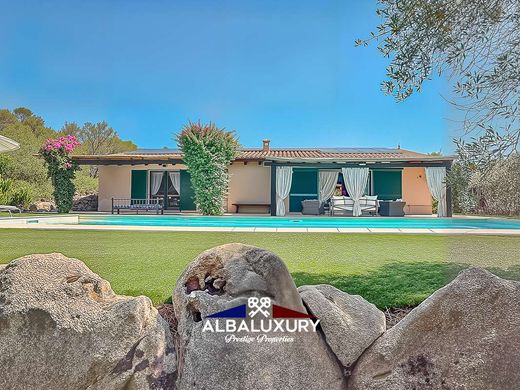 Villa in Arzachena, Provincia di Sassari