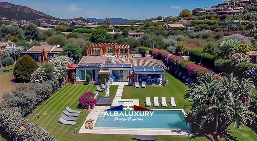 Villa in Domus de Maria, Provincia del Sud Sardegna