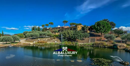 Villa in San Quirico d'Orcia, Province of Siena