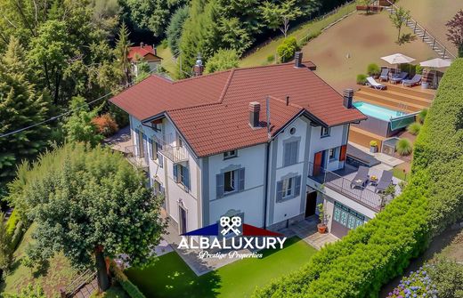 Villa in Argegno, Provincia di Como