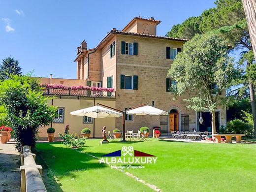 Villa in Palaia, Pisa