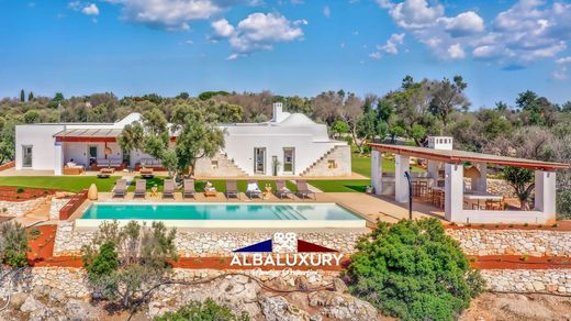 Villa in Ostuni, Provincia di Brindisi