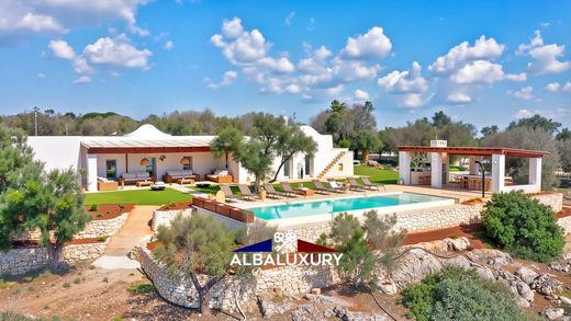 Villa - Ostuni, Provincia di Brindisi