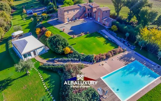 Villa - Foiano della Chiana, Province of Arezzo