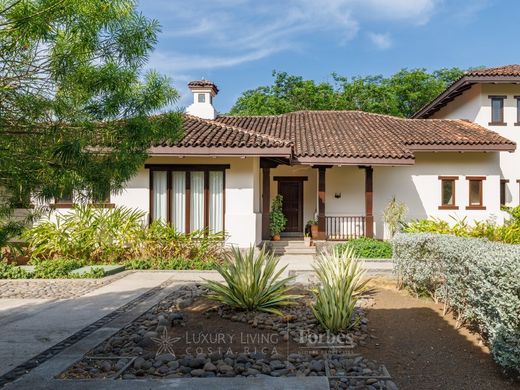 Luxus-Haus in Tamarindo, Santa Cruz