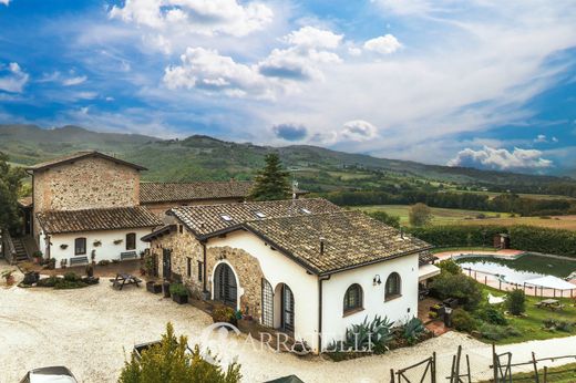 منزل ريفي ﻓﻲ Umbertide, Provincia di Perugia