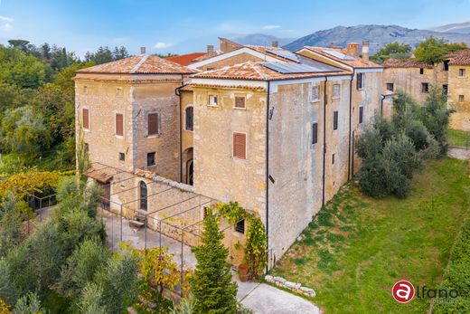 Palazzo a Casalvieri, Frosinone