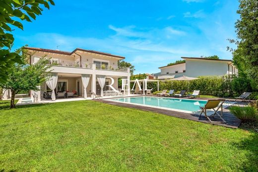 Villa in Forte dei Marmi, Provincia di Lucca