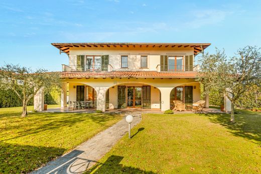 Villa in Forte dei Marmi, Provincia di Lucca